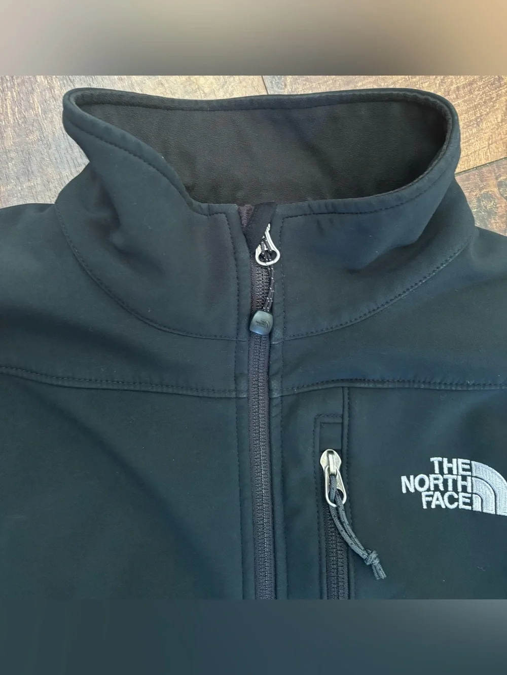 The north face apex bionic soft shell jacket for men size medium